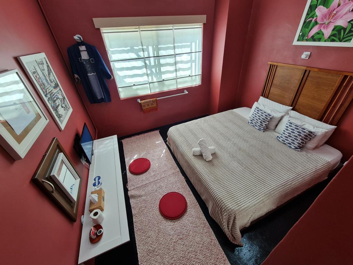 קולים Oyasumi Hotel מראה חיצוני תמונה