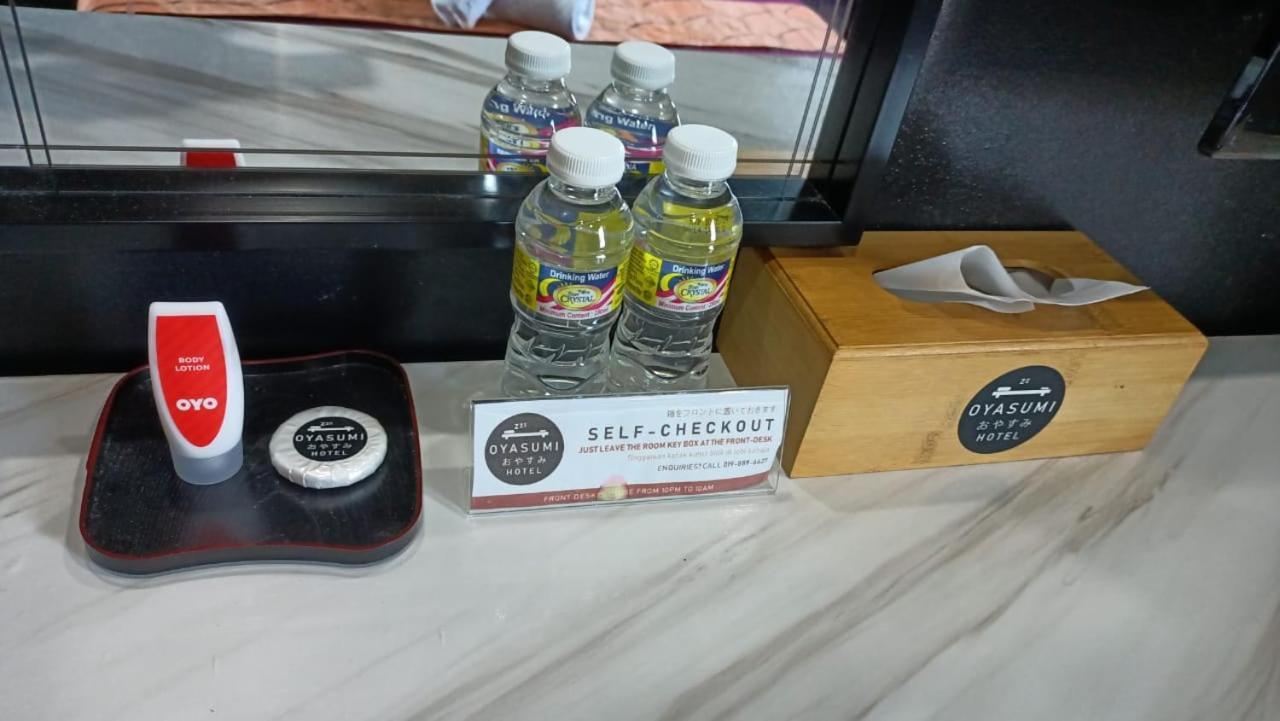 קולים Oyasumi Hotel מראה חיצוני תמונה