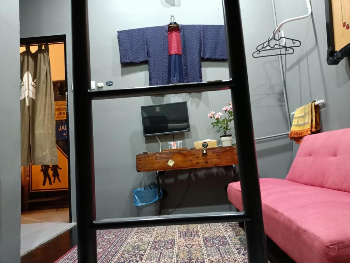 קולים Oyasumi Hotel מראה חיצוני תמונה