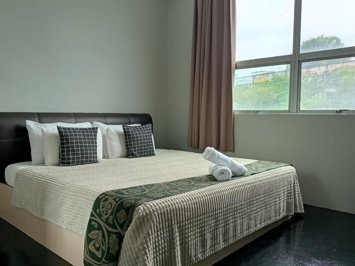 קולים Oyasumi Hotel מראה חיצוני תמונה