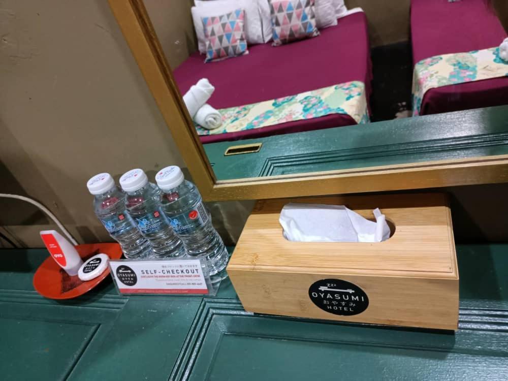 קולים Oyasumi Hotel מראה חיצוני תמונה