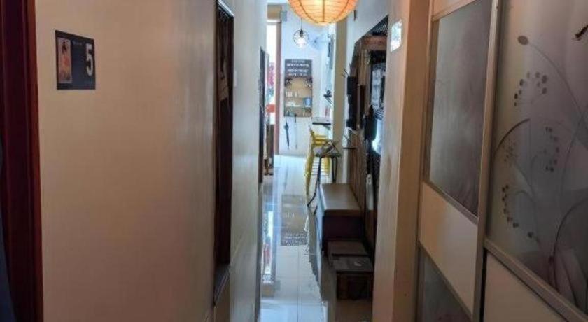 קולים Oyasumi Hotel מראה חיצוני תמונה