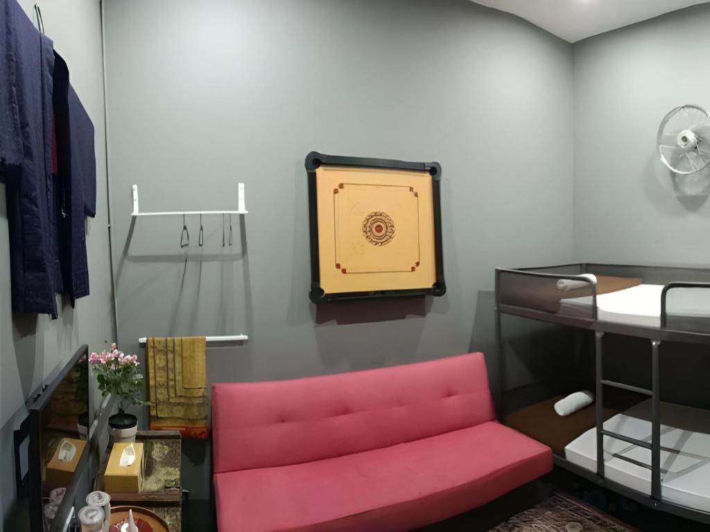 קולים Oyasumi Hotel מראה חיצוני תמונה