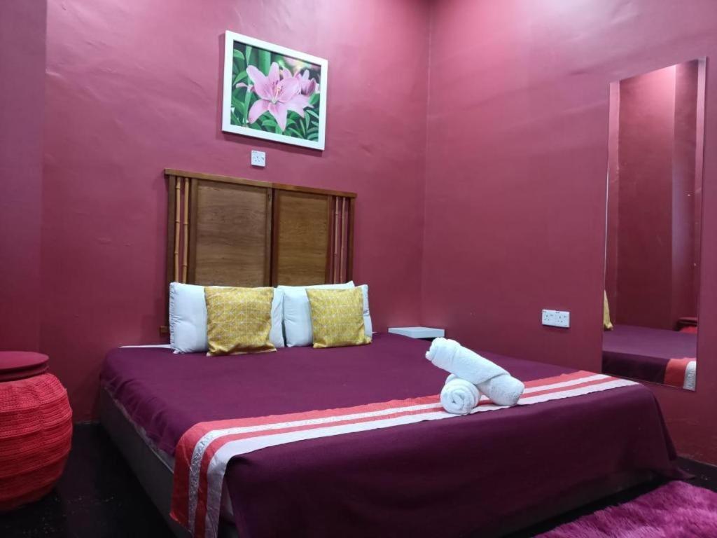 קולים Oyasumi Hotel מראה חיצוני תמונה