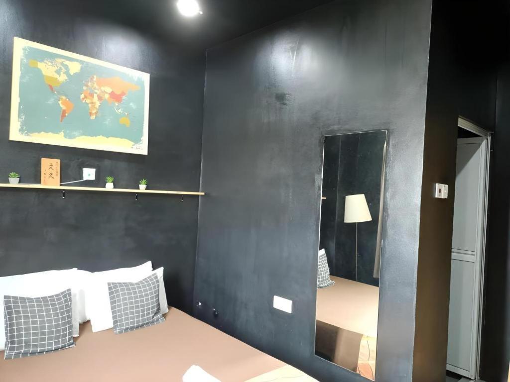 קולים Oyasumi Hotel מראה חיצוני תמונה