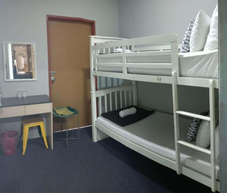 קולים Oyasumi Hotel מראה חיצוני תמונה